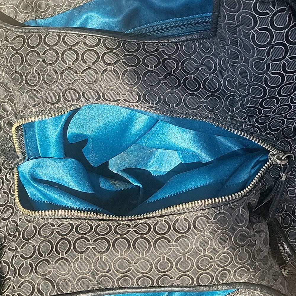 Coach purse - Picture 7 of 8